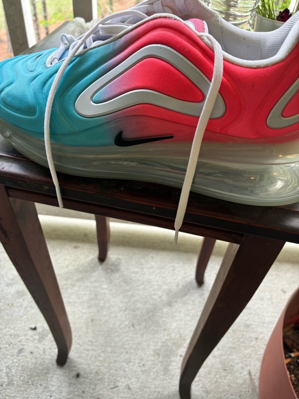 Nike Women's Air Max Gradient Teal to Neon Pink Athletic Shoes